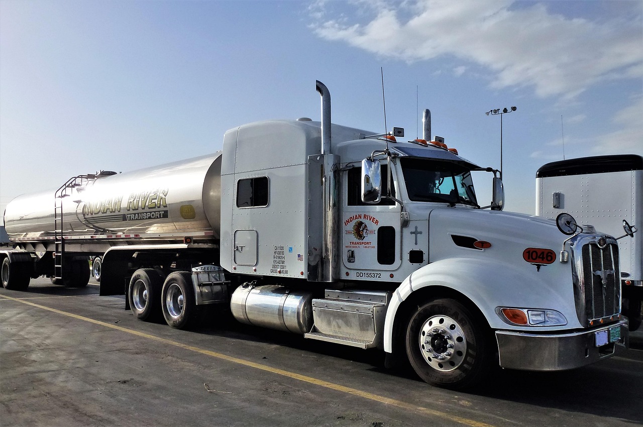 transport, vehicle, automobile, truck, trailer, truck truck, truck american, car park, truck, truck, truck, truck, truck, trailer